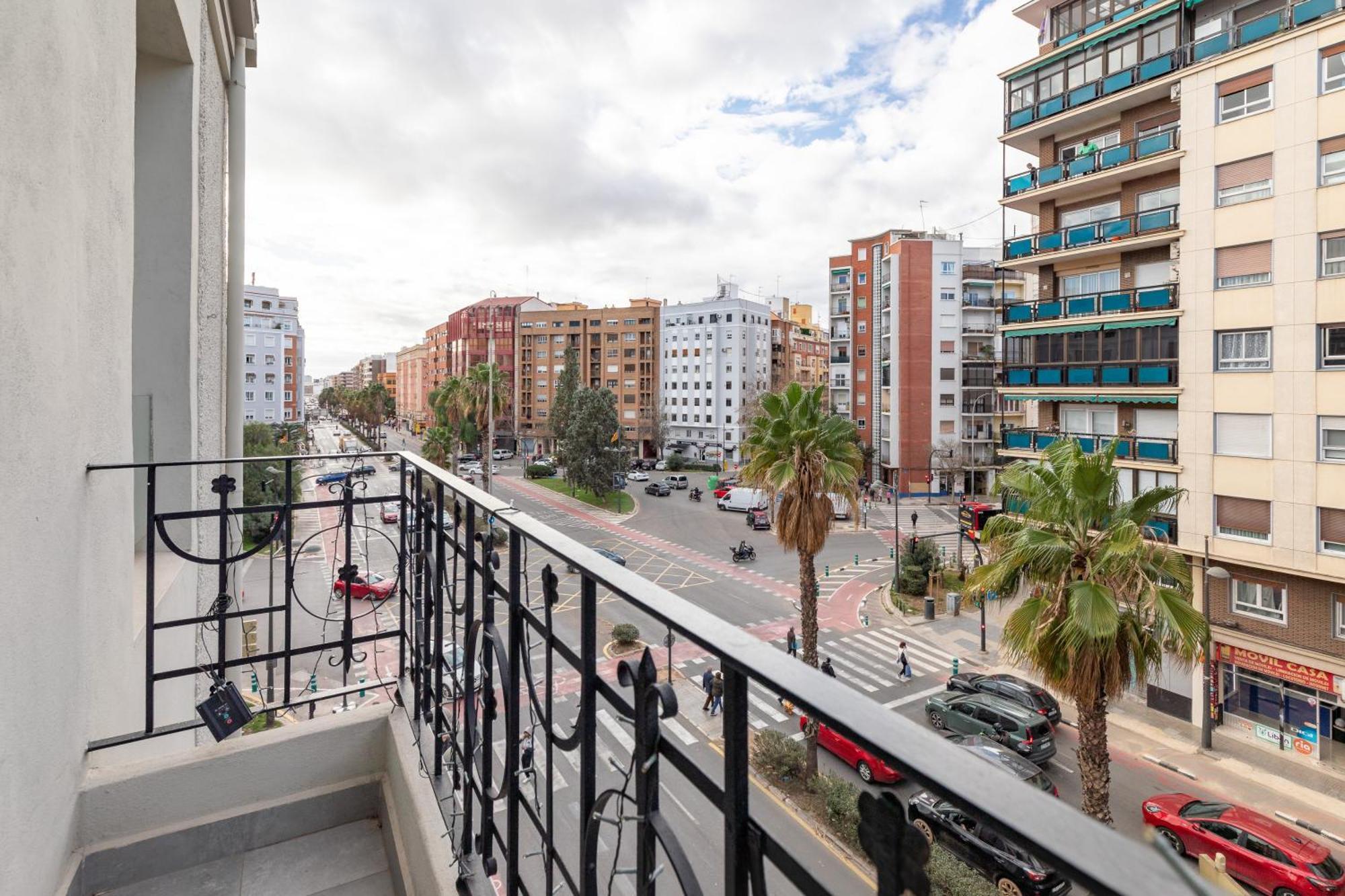 Belmar Apartments Валенсия Екстериор снимка